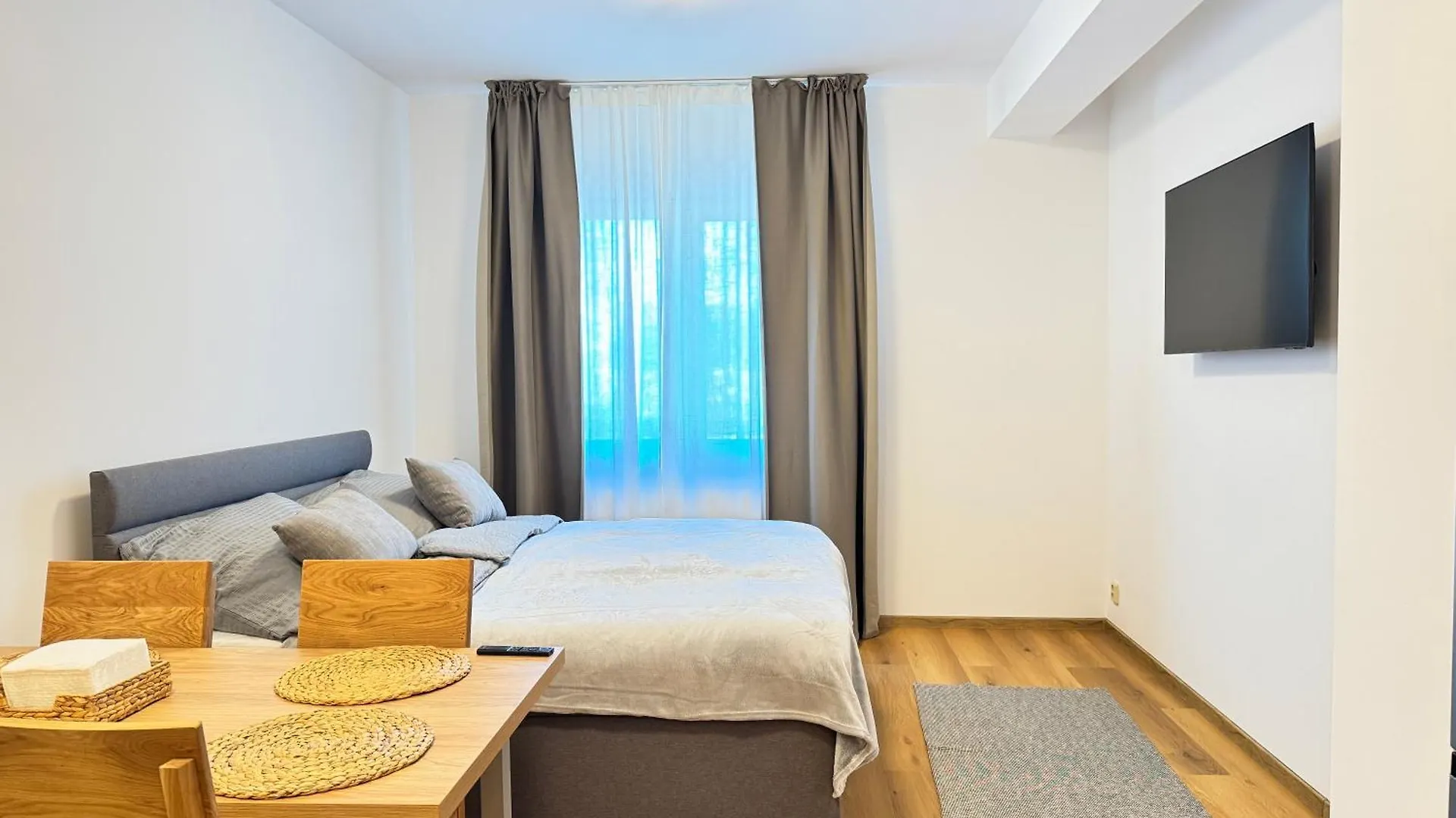 Riverside Apartment Praha